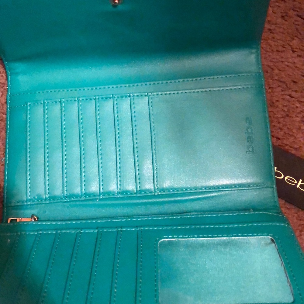 FLASH SALE❗️Bebe Wallet - Picture 3 of 4